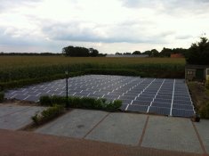 Voorbeeldfoto 182 zonnepanelen