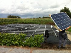 Voorbeeldfoto 182 zonnepanelen