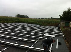 Voorbeeldfoto 182 zonnepanelen